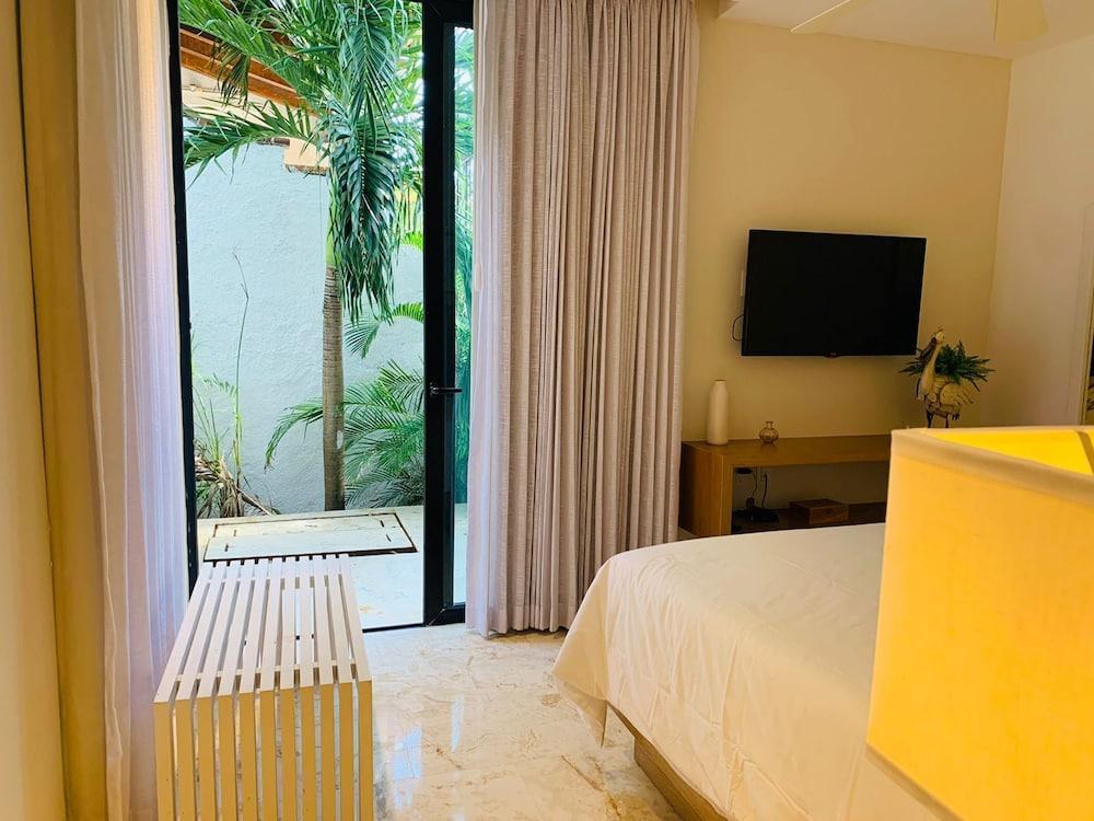 Anah Suites Плая-дель-Кармен Экстерьер фото